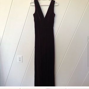 Lulu’s Burgundy Velvet Sleeveless Jumpsuit